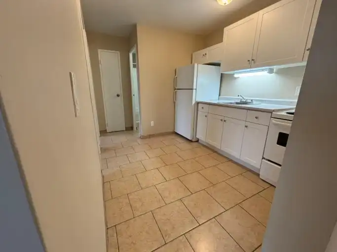 266 Christina St S - 2 Bdrm