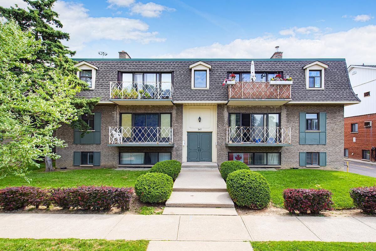 223 - 247 The West Mall