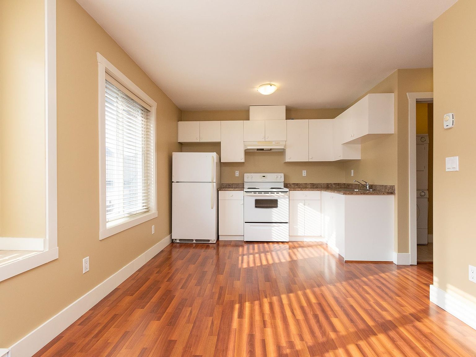 6983 196th St, Surrey, BC V4N 5Z1 | Zillow