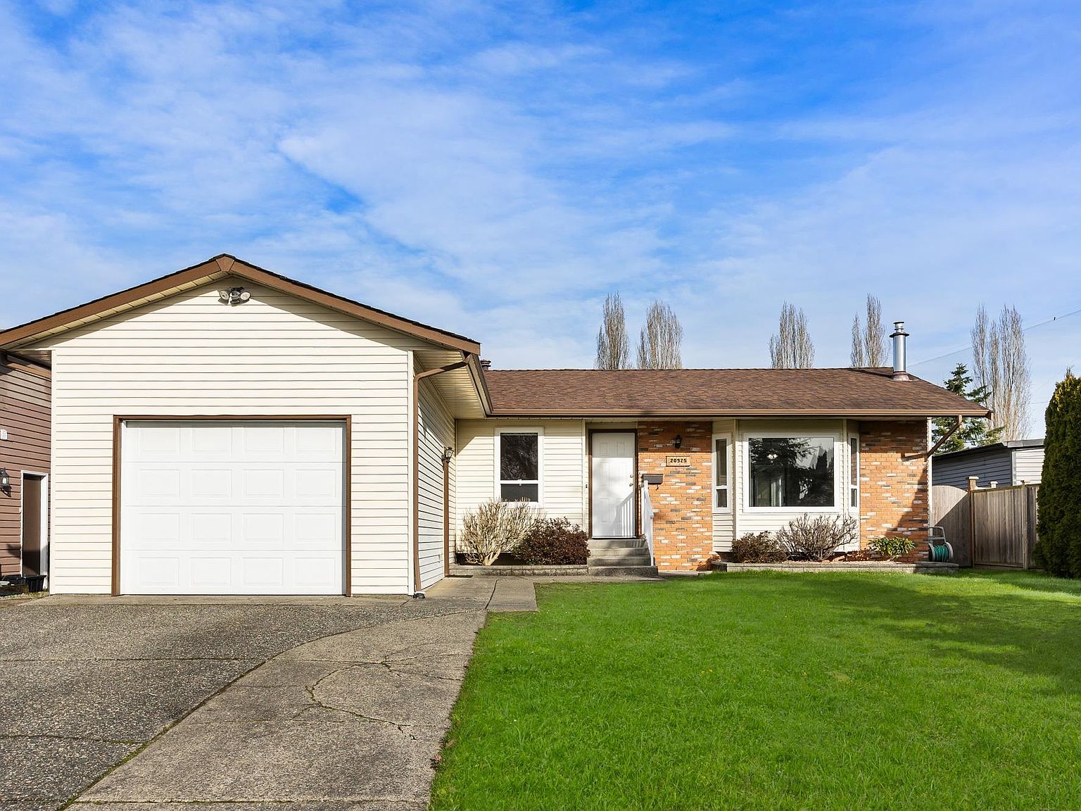 20925 51b Ave, Langley, BC V3A 7K6 | MLS #R3087633 | Zillow