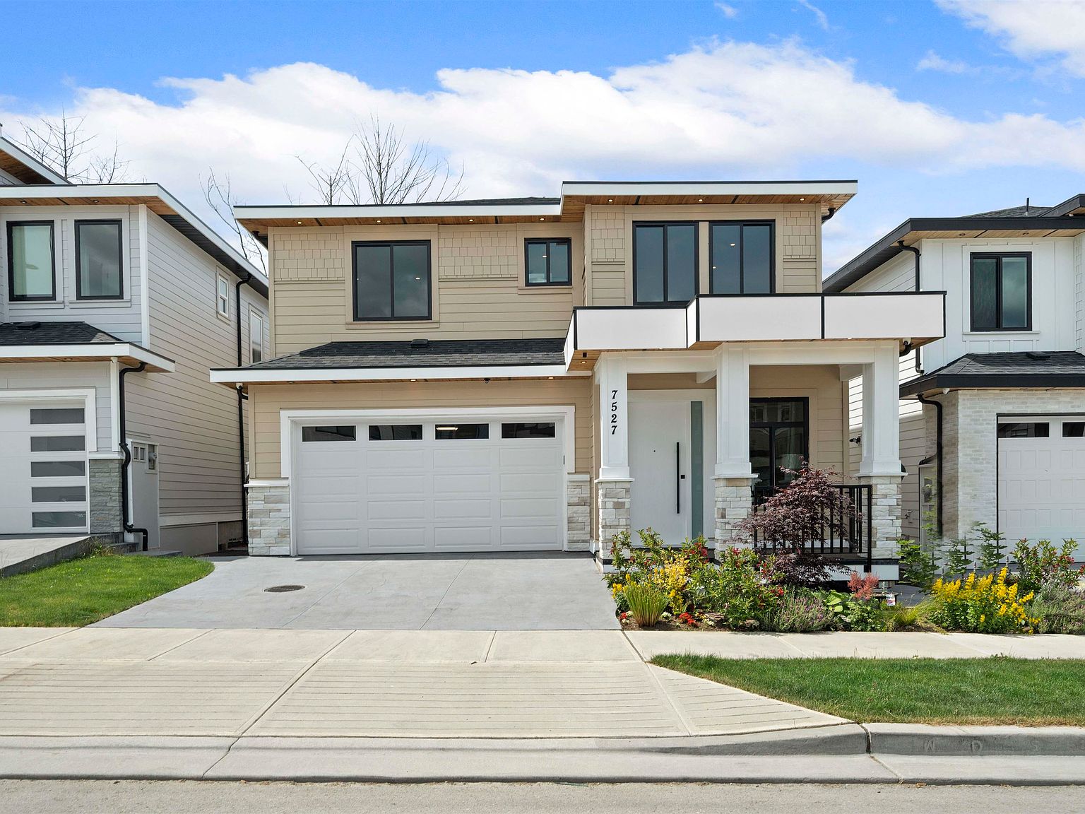 7527 205th St, Langley, BC V2Y 3S8 | MLS #R3093231 | Zillow