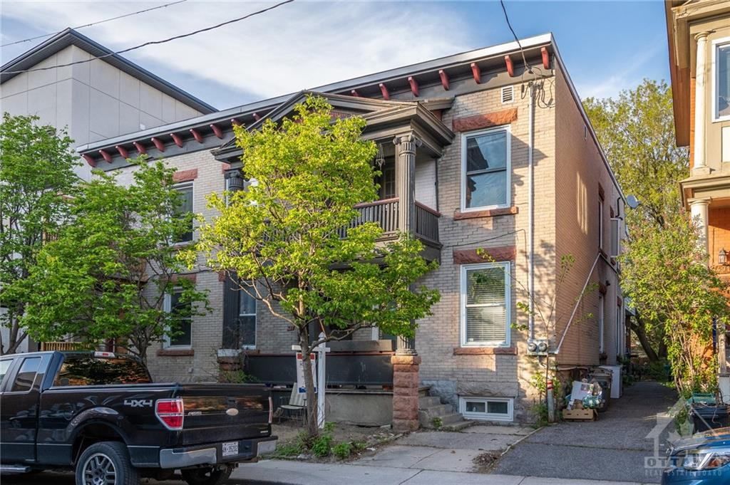 489 Metcalfe Street, Ottawa, ON K1S 3N7, CA