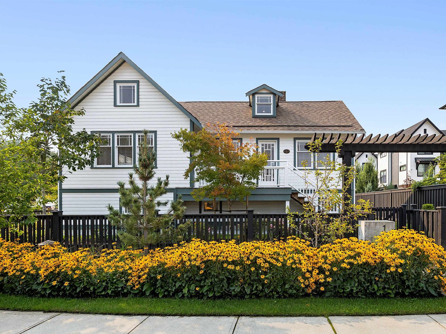 19678 80th Ave, Langley, BC V2Y 1T8 | MLS #R3084367 | Zillow