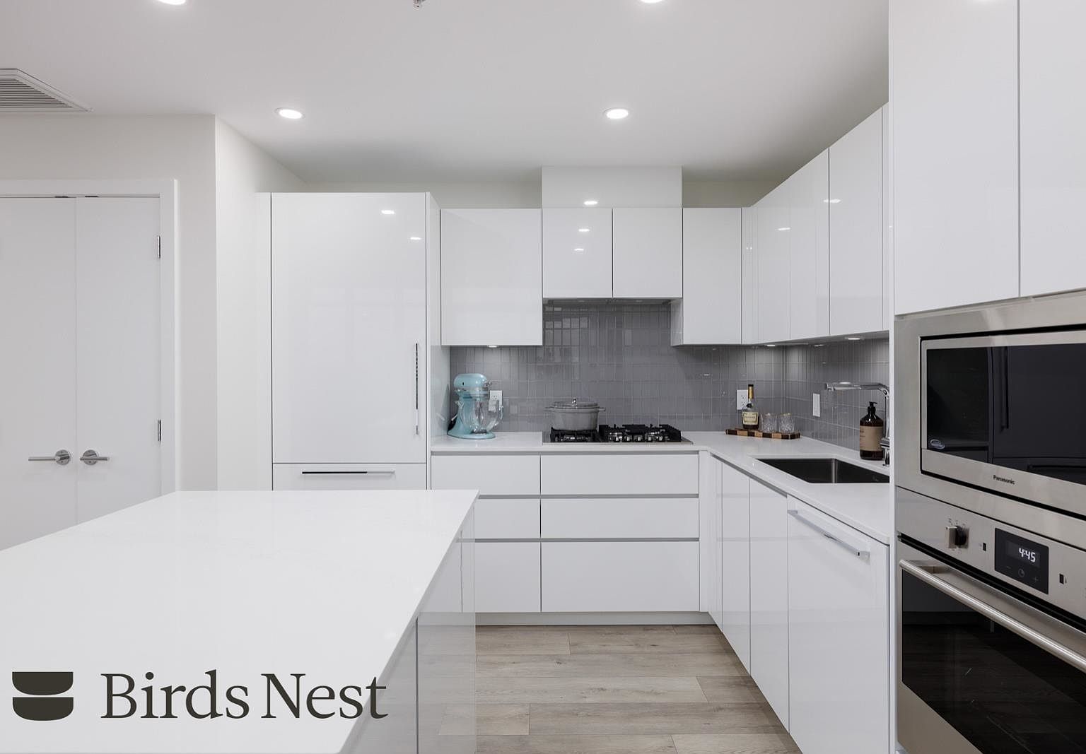 10428 Whalley Blvd #Penthouse 3102, Surrey, BC V3T 0W2 | Zillow