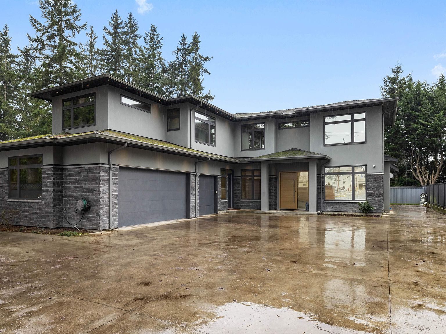 3745 208th St, Langley, BC V3A 4X6 | MLS #R3086496 | Zillow
