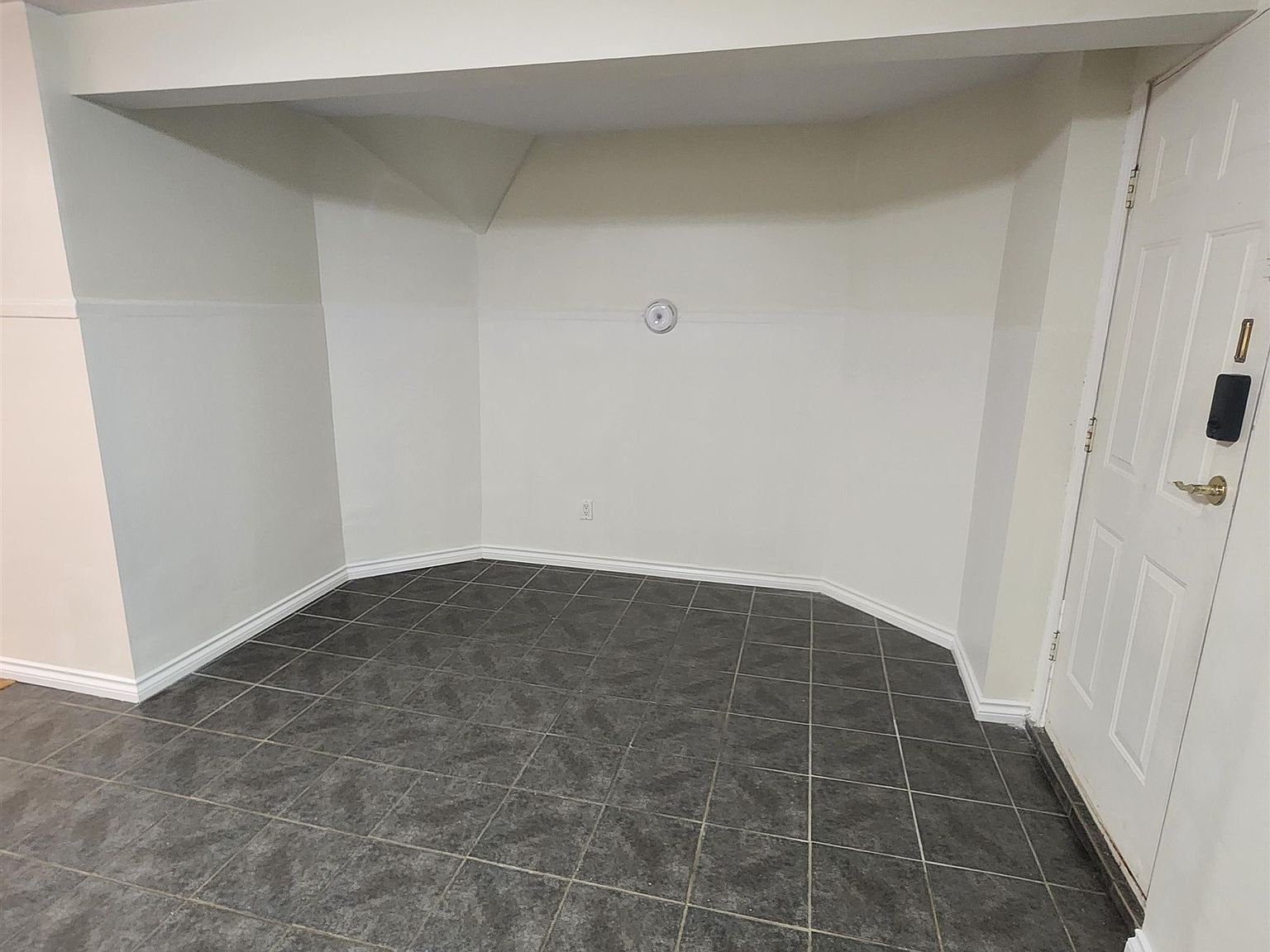 16521 Glenwood Cres S, Surrey, BC V4N 1Y4 | Zillow