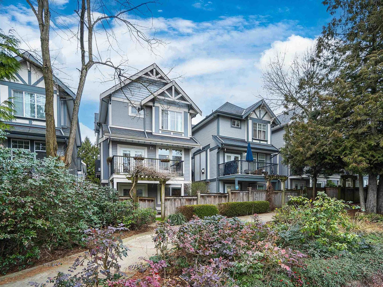 20589 66th Ave #14, Langley, BC V2Y 3E4 | MLS #R3090002 | Zillow