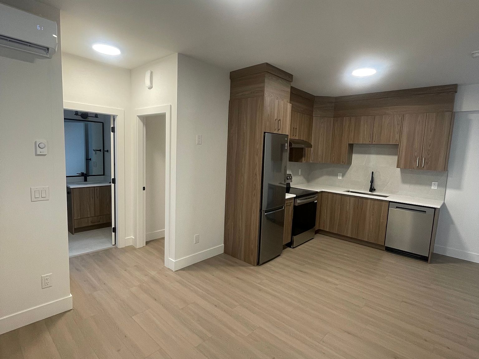 1737 176th St #1, Surrey, BC V3Z 9M2 | Zillow