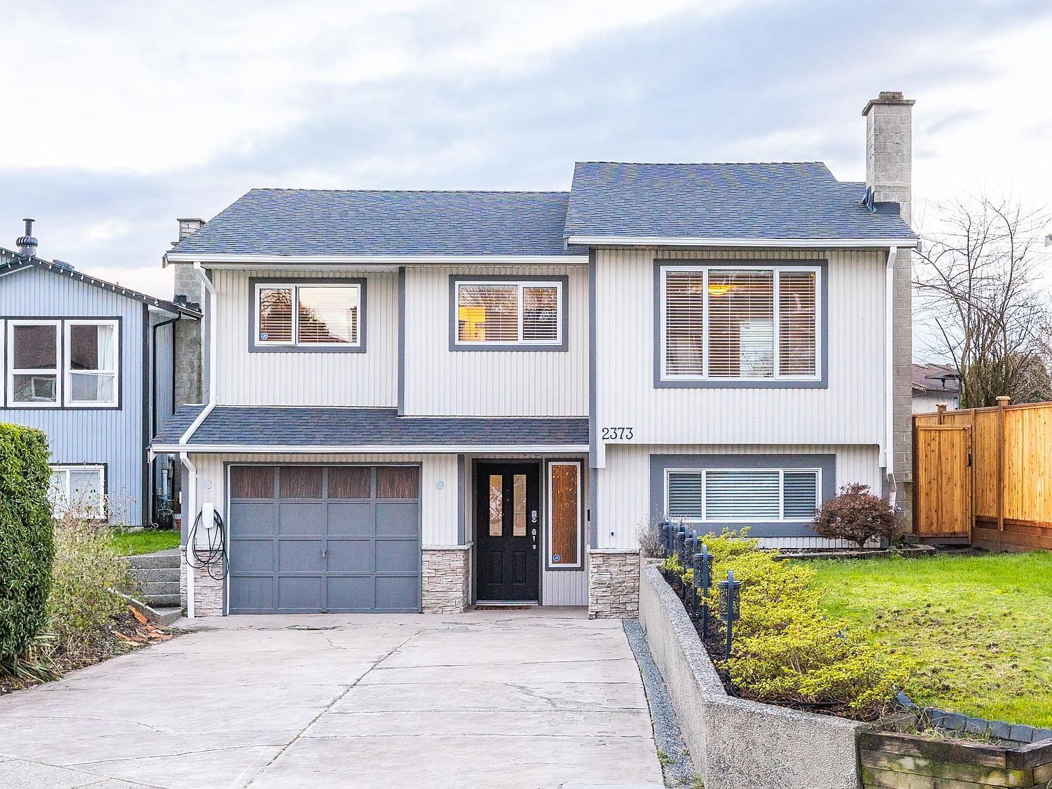 2373 Wakefield Ct, Langley, BC V2Y 1E4 | MLS #R3090981 | Zillow