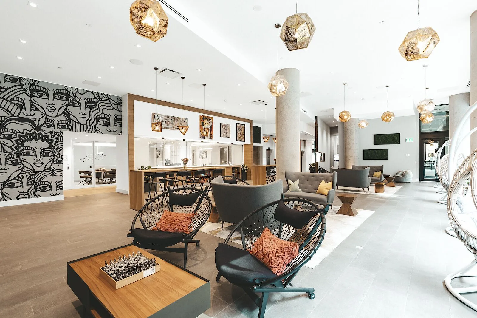 The First Community Building in MTL