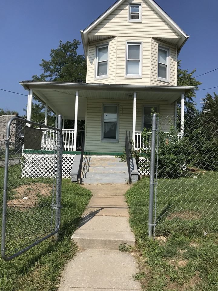 5324 Ready Avenue