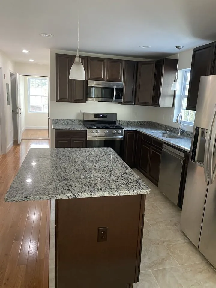 20 Virginia Ln, Providence, RI 02908, USA