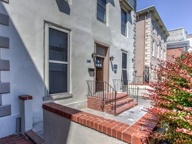 Campus Apartments