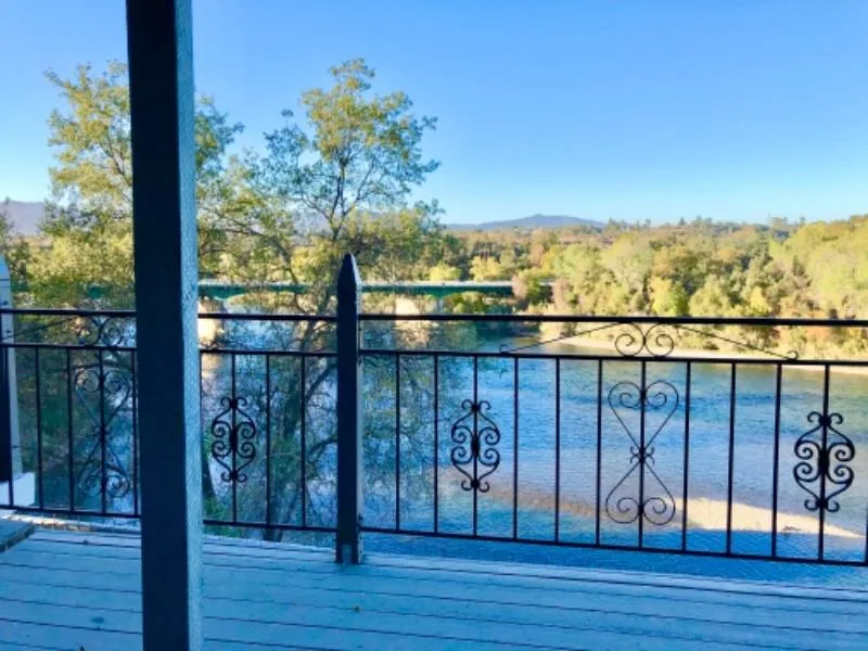 1020 Redding, CA 96001, USA