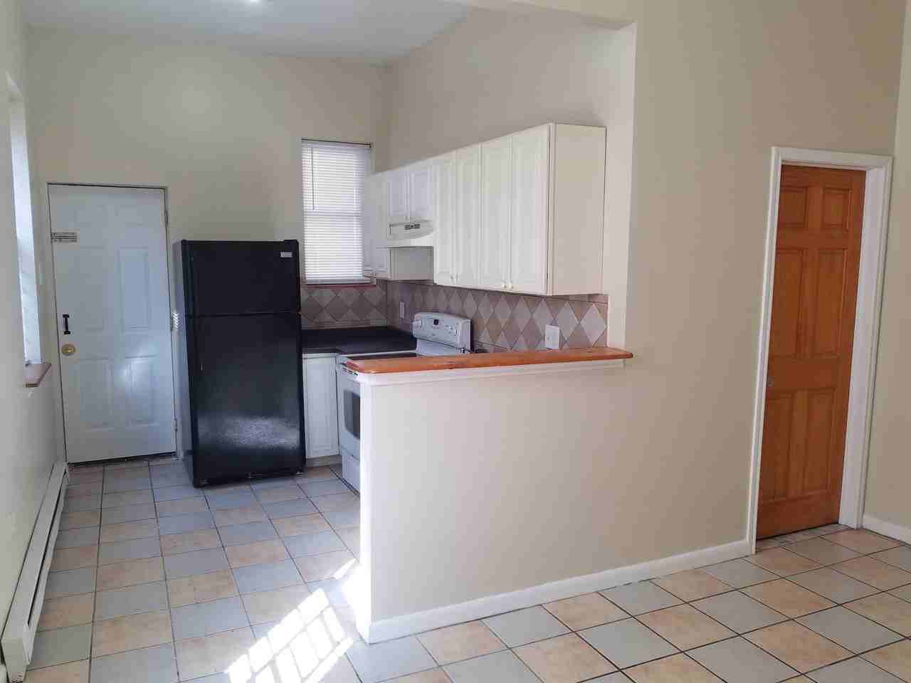 1323 W Butler St, Philadelphia, PA 19140, USA
