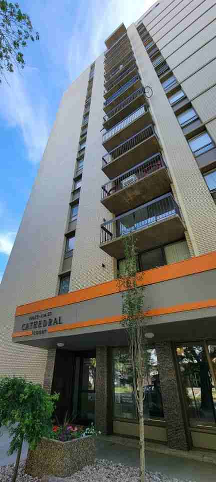 Cathedral Court Apartments