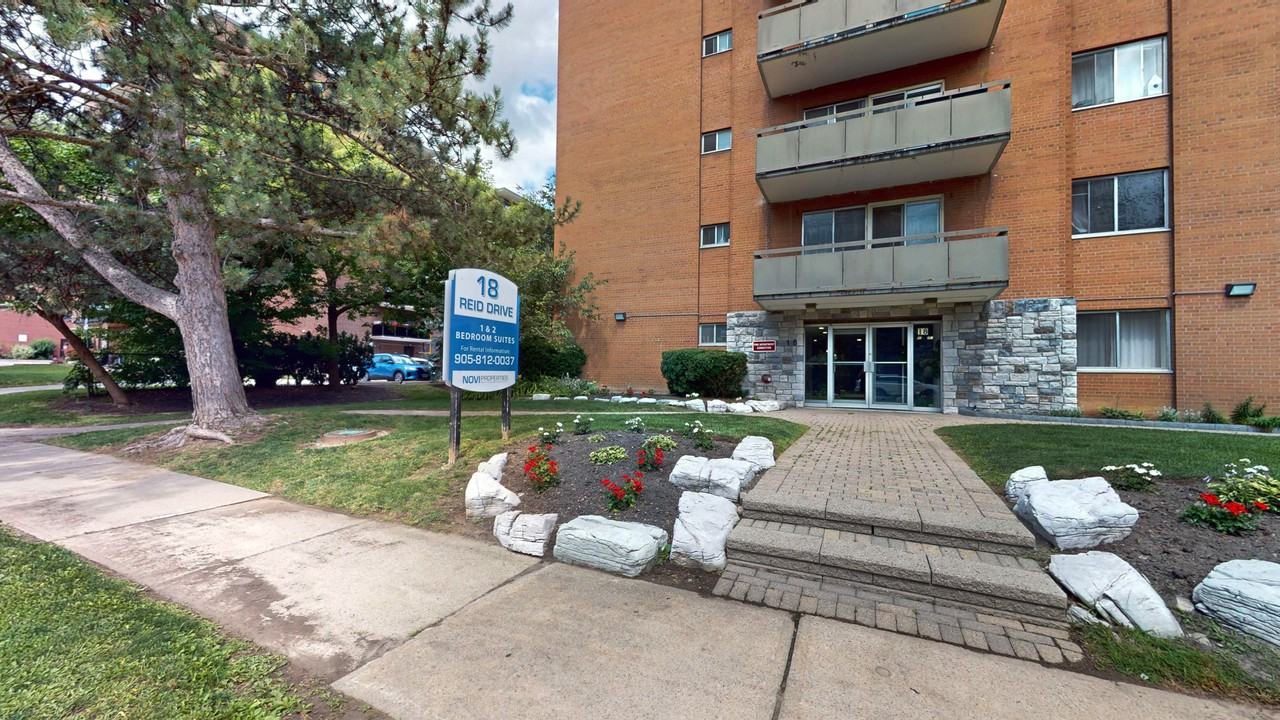 18 Reid Dr