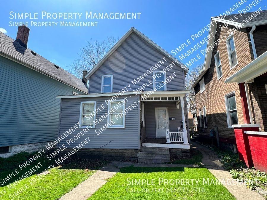 1317 Hamilton Ave Nw, Grand Rapids, MI 49504, USA
