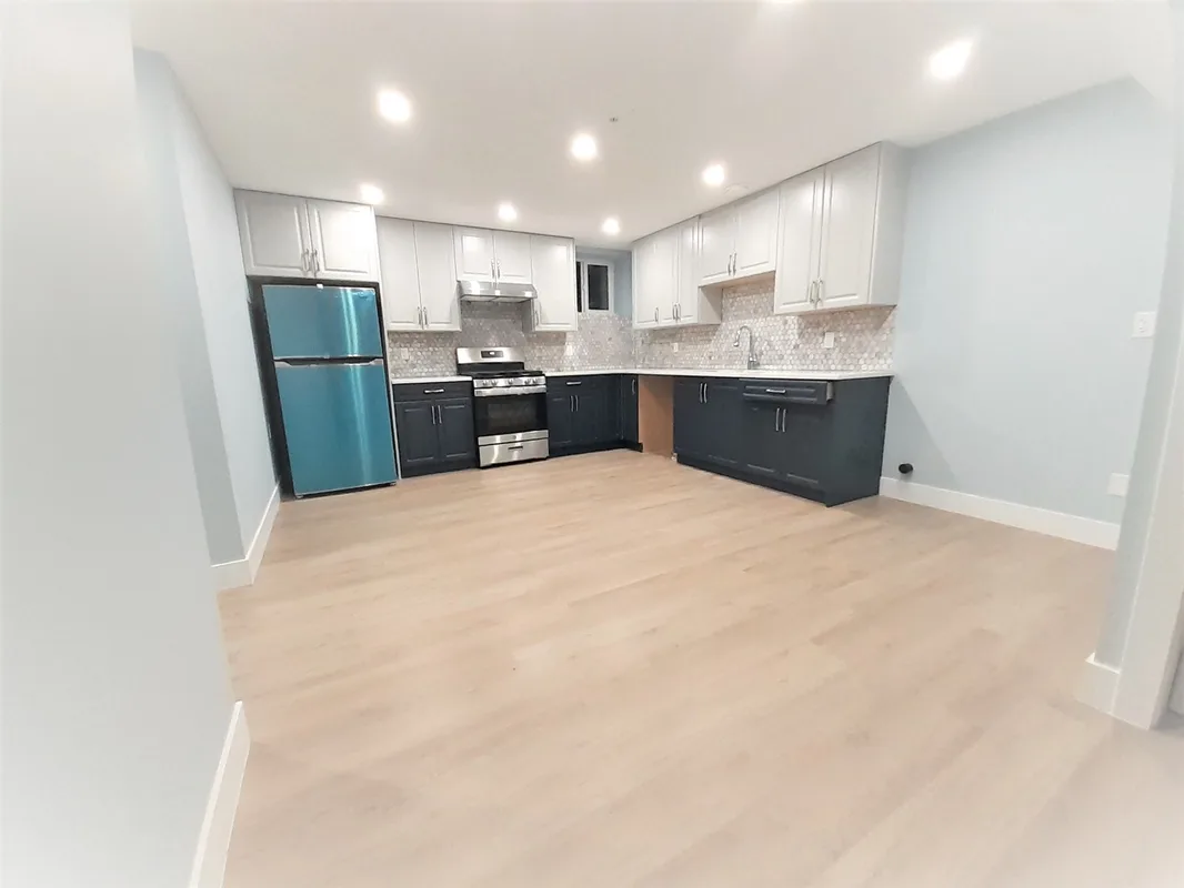 24411 - 24411 113 Ave