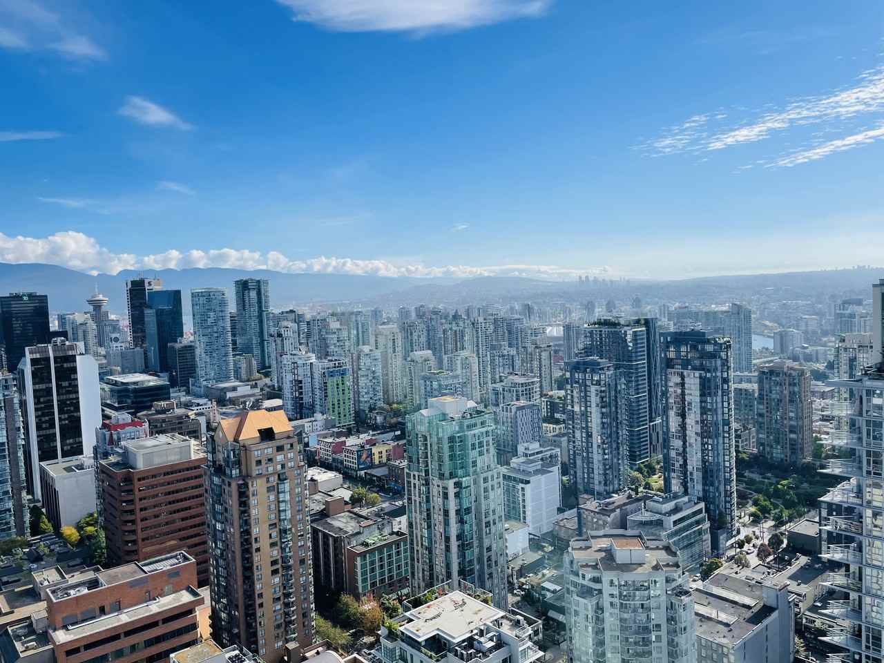 1289 Hornby Street, Vancouver, BC V6Z 1W4, CA