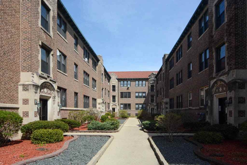 1319 Oak Ave, Evanston, IL 60201, USA