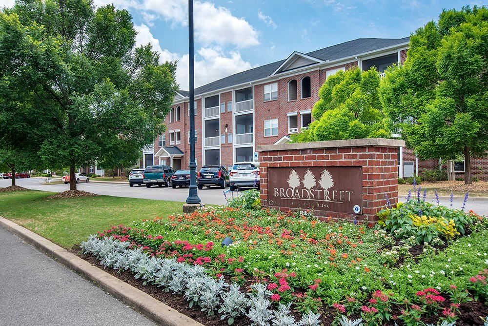Broadstreet at EastChase Apartments