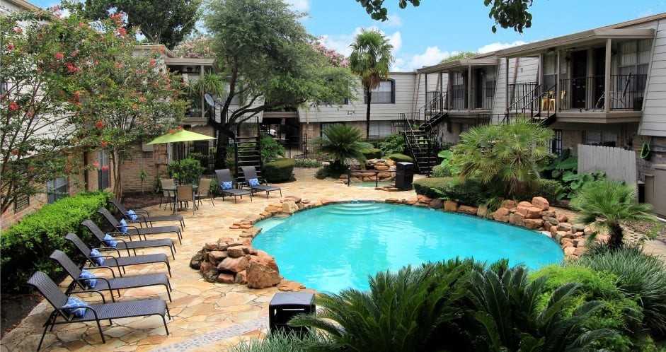 Waters of Winrock Apartments