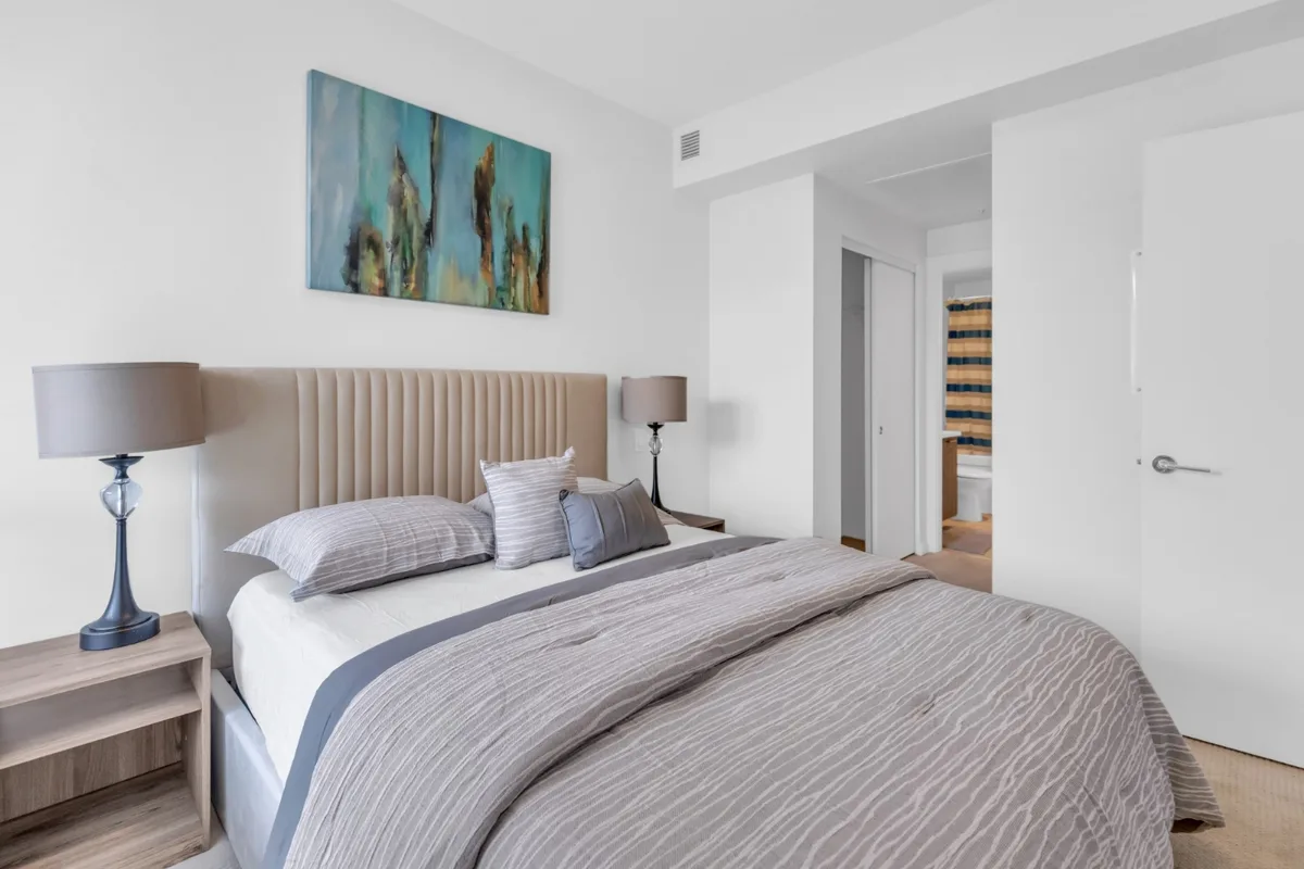 625 3rd St E, North Vancouver, BC