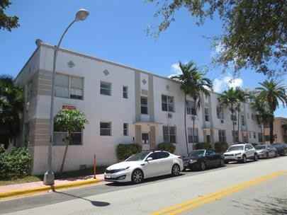 20011- 1006-12-16 8th Street