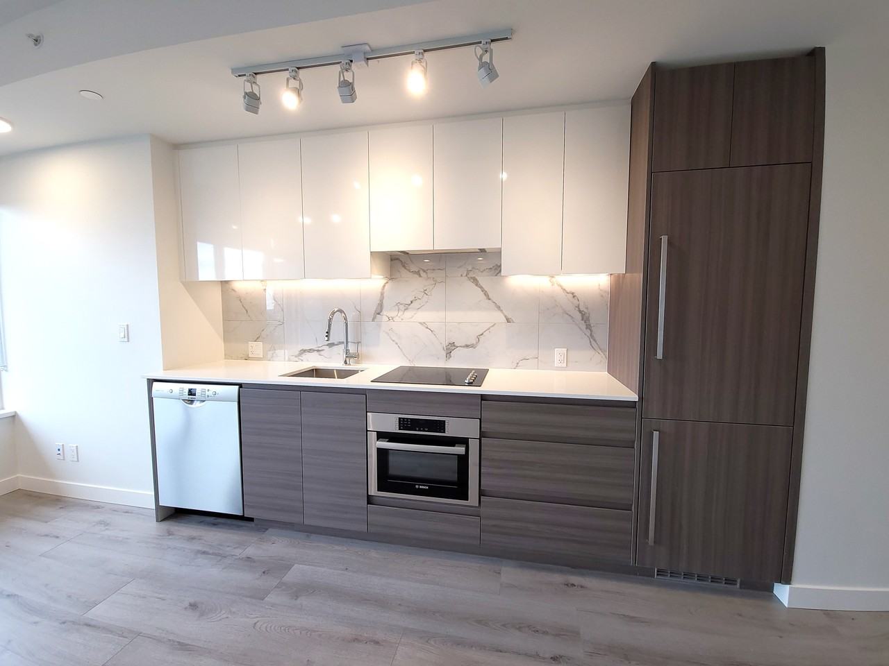 10626 City Parkway, Surrey, BC V3T 0S3, CA