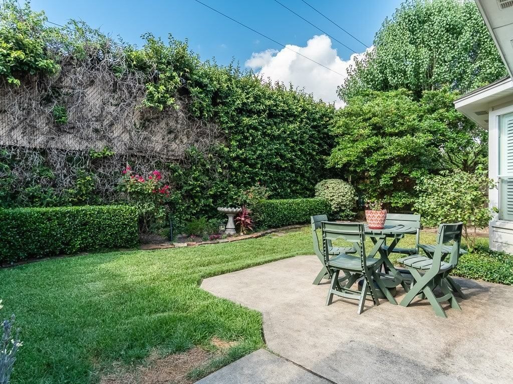 7034 Lower Ridgeway, Houston, TX 77075, USA