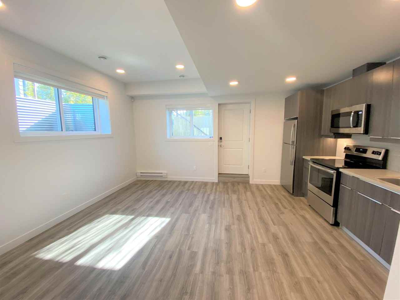 9905 B - 9905 151 St, Edmonton, AB T5P 1T2, CAN