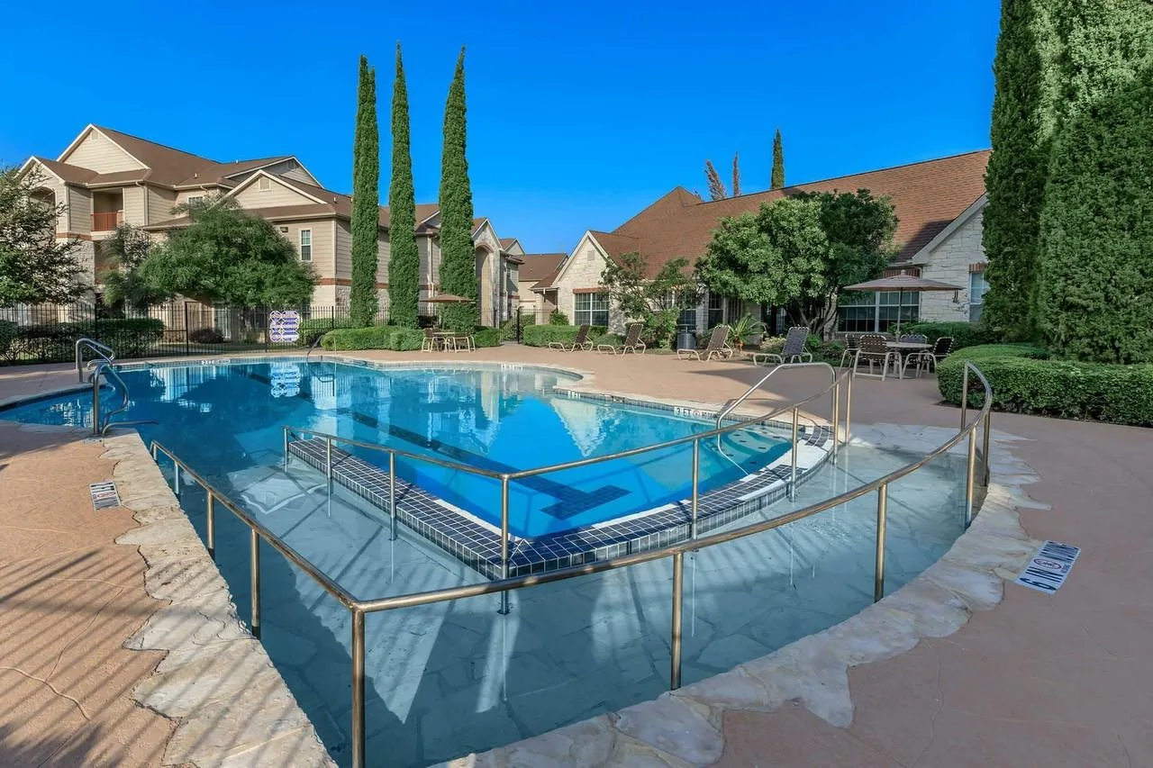 Willowbend Apartments