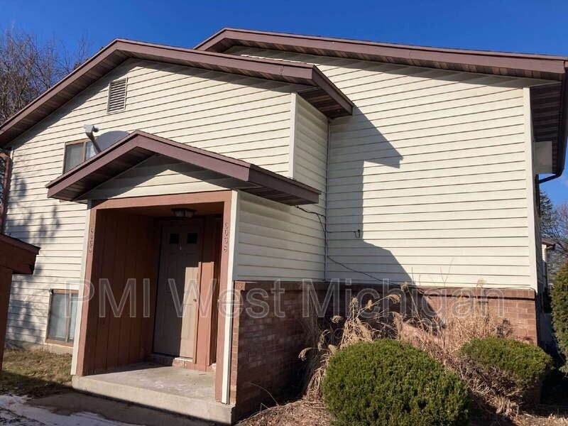 6054 In The Pines Dr Se, Grand Rapids, MI 49548, USA