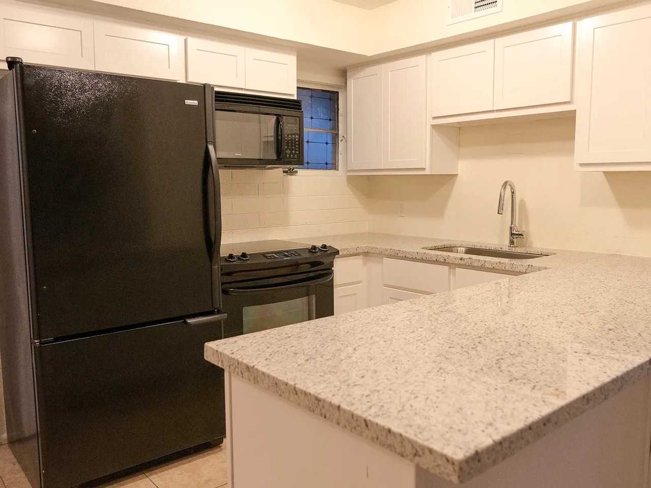 Tamarak Gardens Apartments