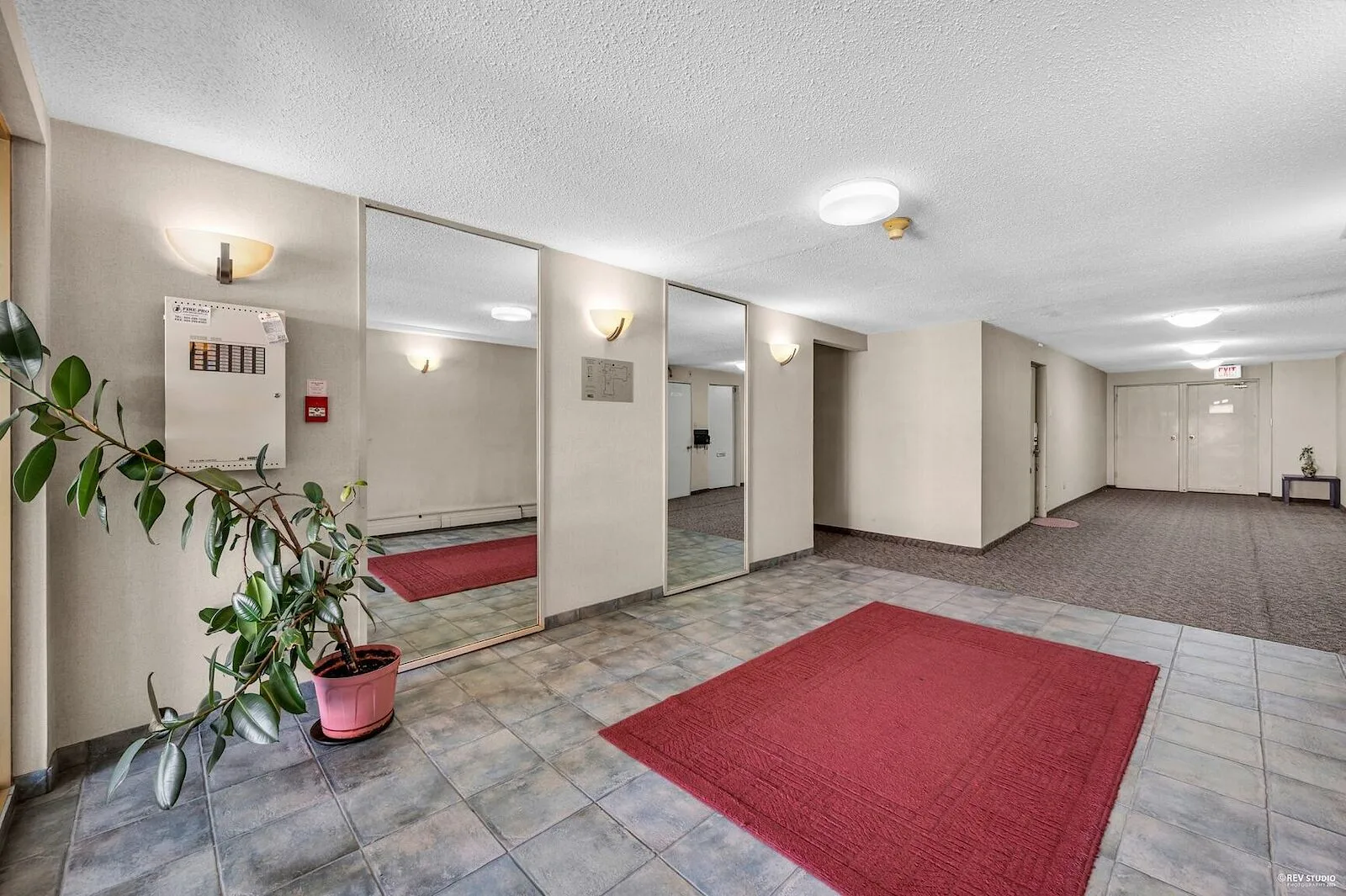 CEDARDALE COURT