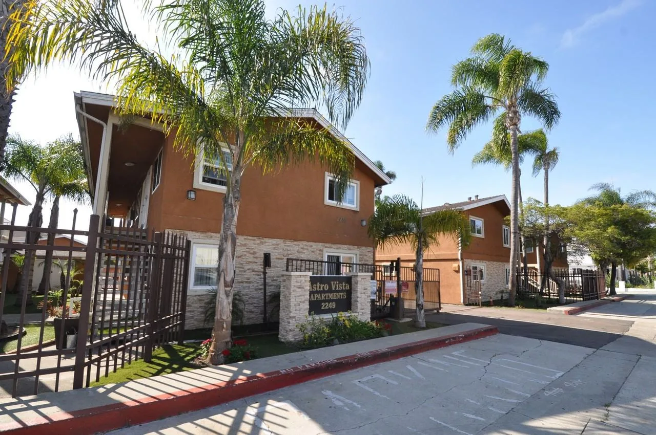 Astro Vista Apartments