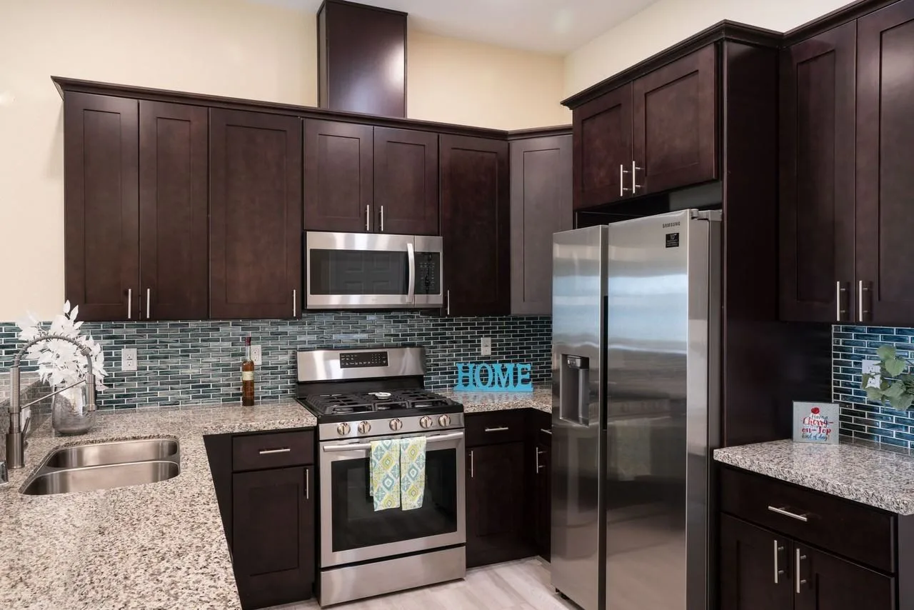 Pacific Heights Apartments