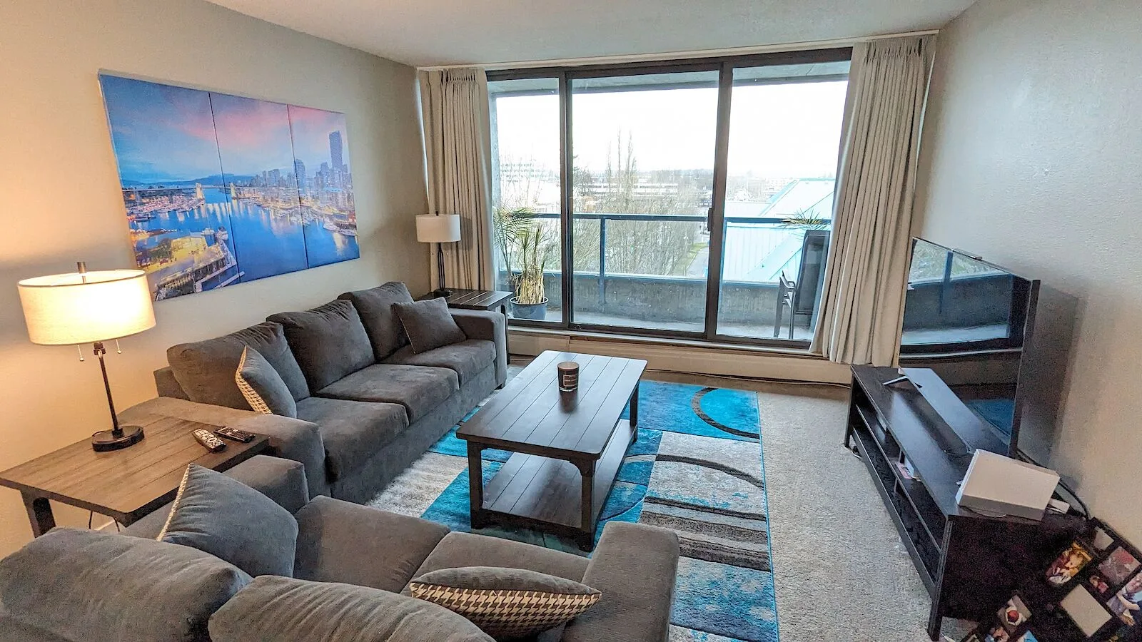 Mainstreet Maple Ridge Apartments