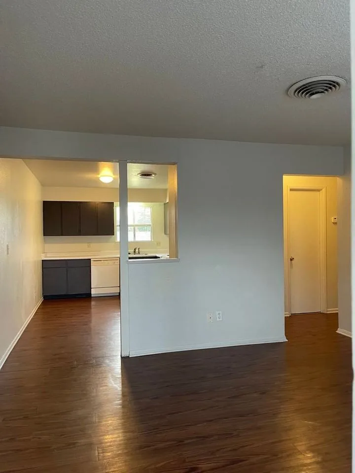 1295 Downard Lane