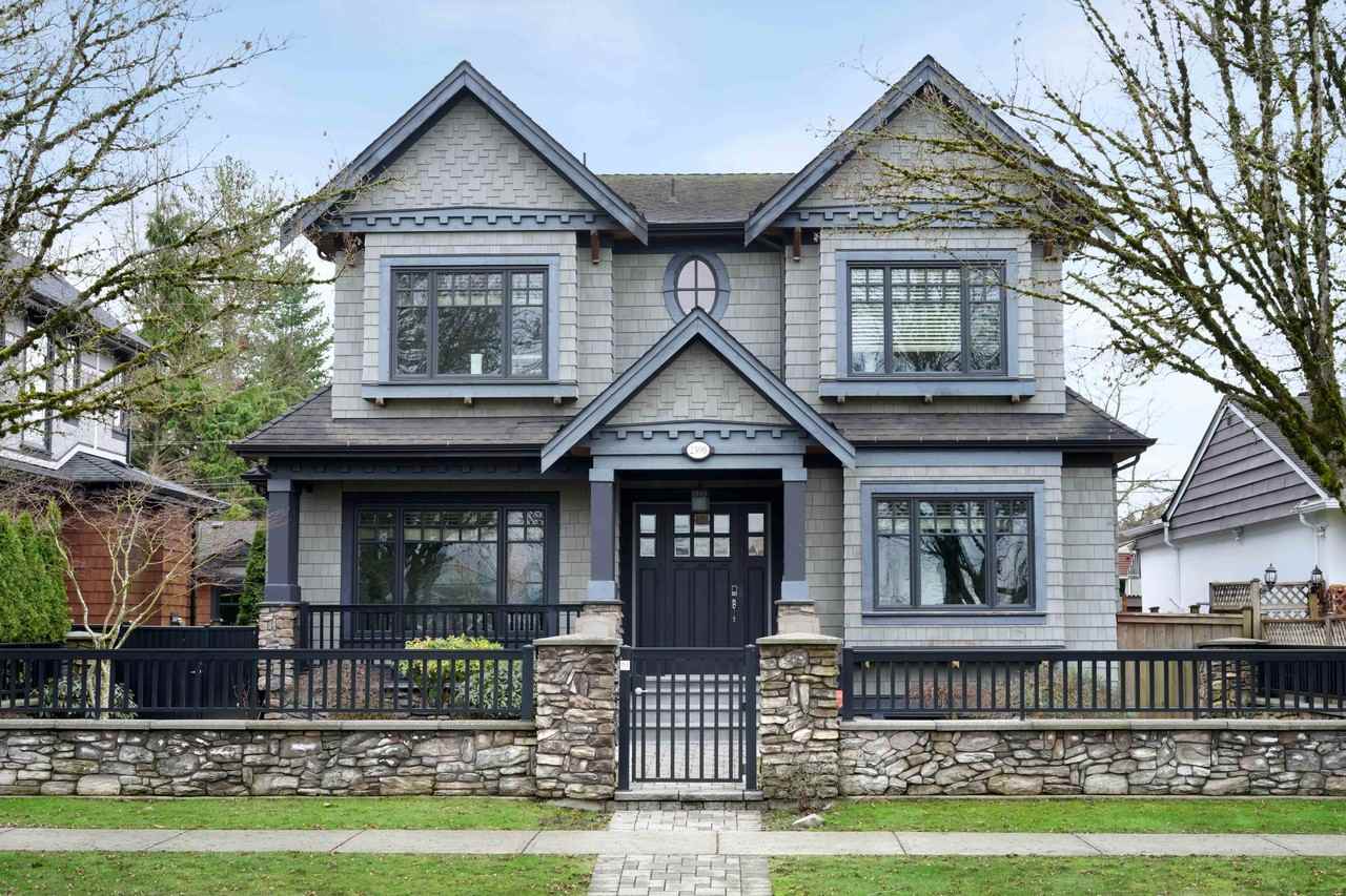 2398 Oliver Crescent, Vancouver, BC V6L 1S7, CAN