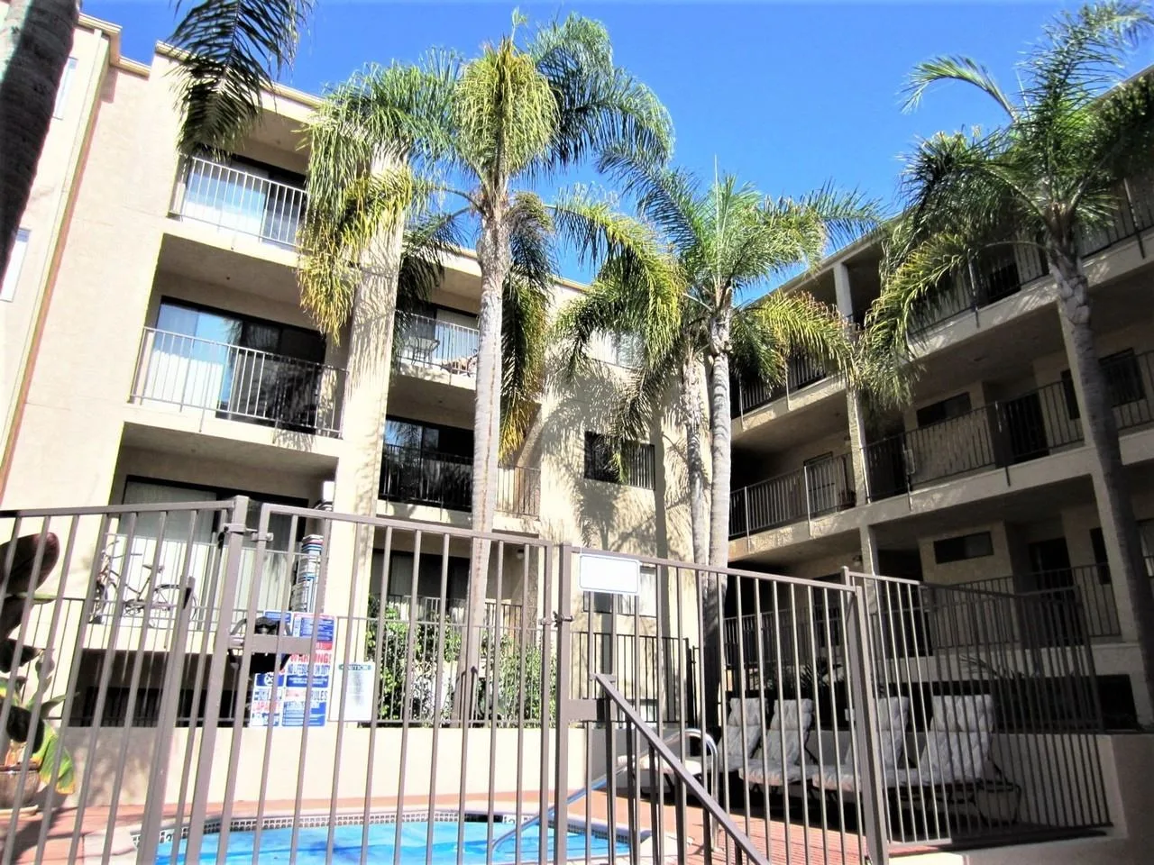 Hillcrest Summit Apartments