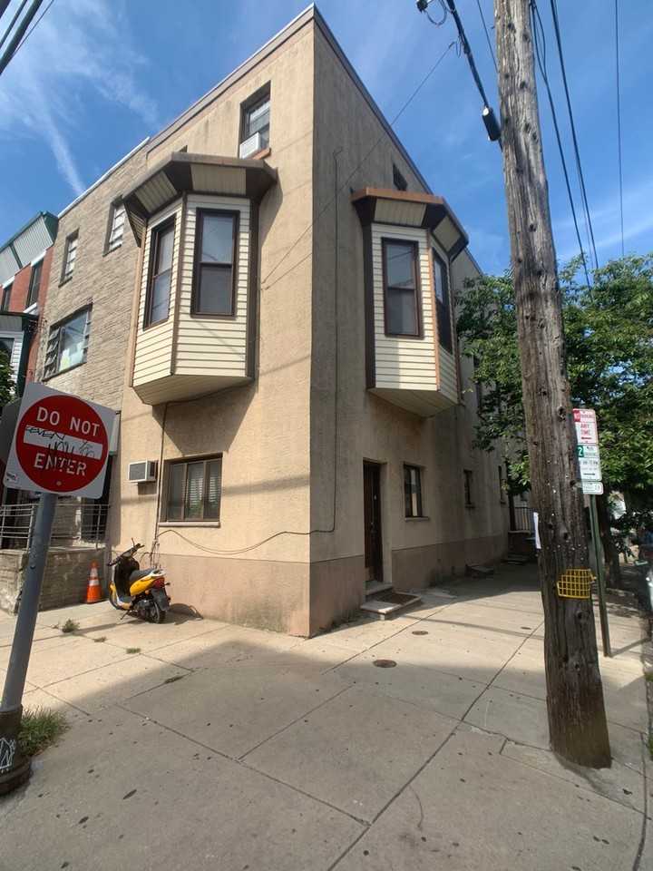 1600 S 13th St