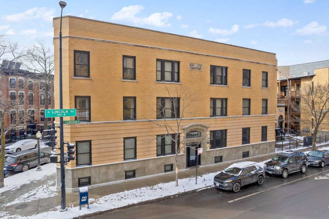 1900 N. Lincoln