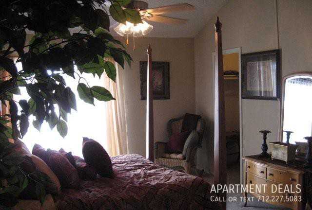 2117 Holly Hall St, Houston, TX 77054, USA