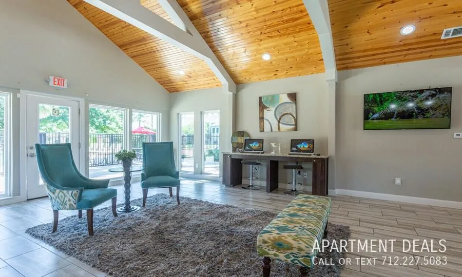 Ashburnham Dr #2242, Houston, TX 77082, USA