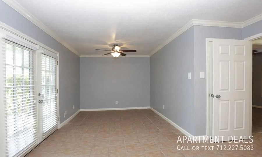 3606 W T C Jester Blvd, Houston, TX 77018, USA