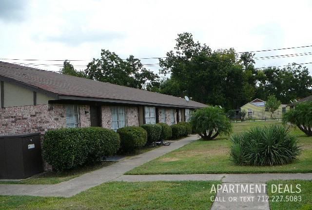 58 Bennington St, Houston, TX 77022, USA