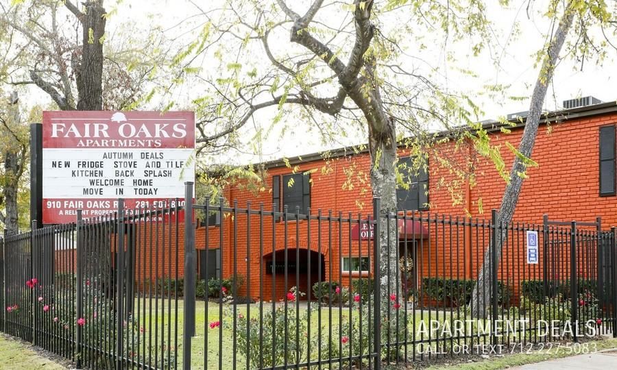 956 Villa De Matel Rd, Houston, TX 77023, USA
