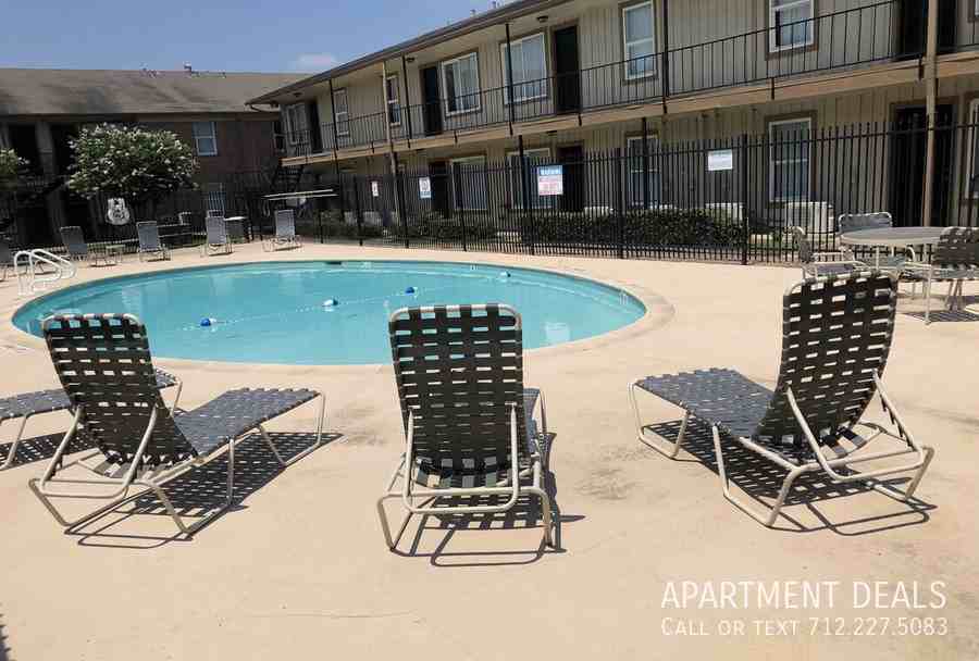 4006 Hollister St, Houston, TX 77080, USA